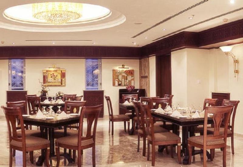 Gloria Hotel Doha Restaurang bild